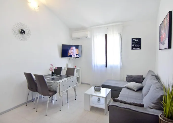 Gallery Sandro By Interhome