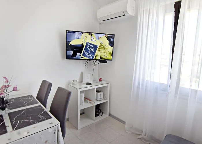 Gallery Sandro By Interhome *