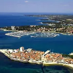 Gallery Sandro By Interhome Lägenhet Umag